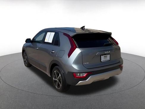 Used 2026 Kia Niro LX FWD image 11