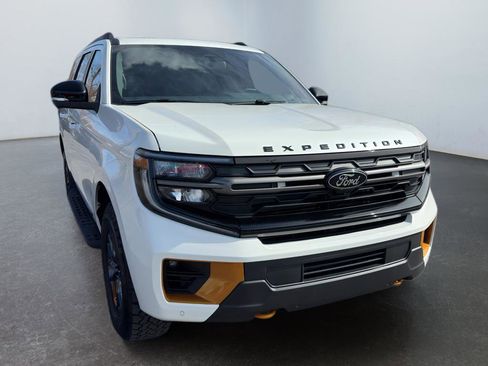 New 2026 Ford Expedition Tremor image 7