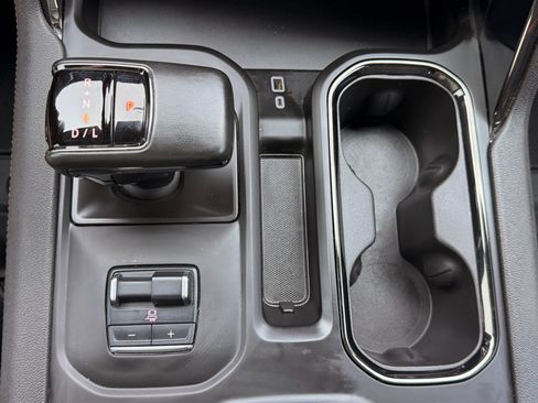 Used 2024 GMC Sierra 1500 AT4 w/ AT4 Preferred Package AWD/4WD image 29
