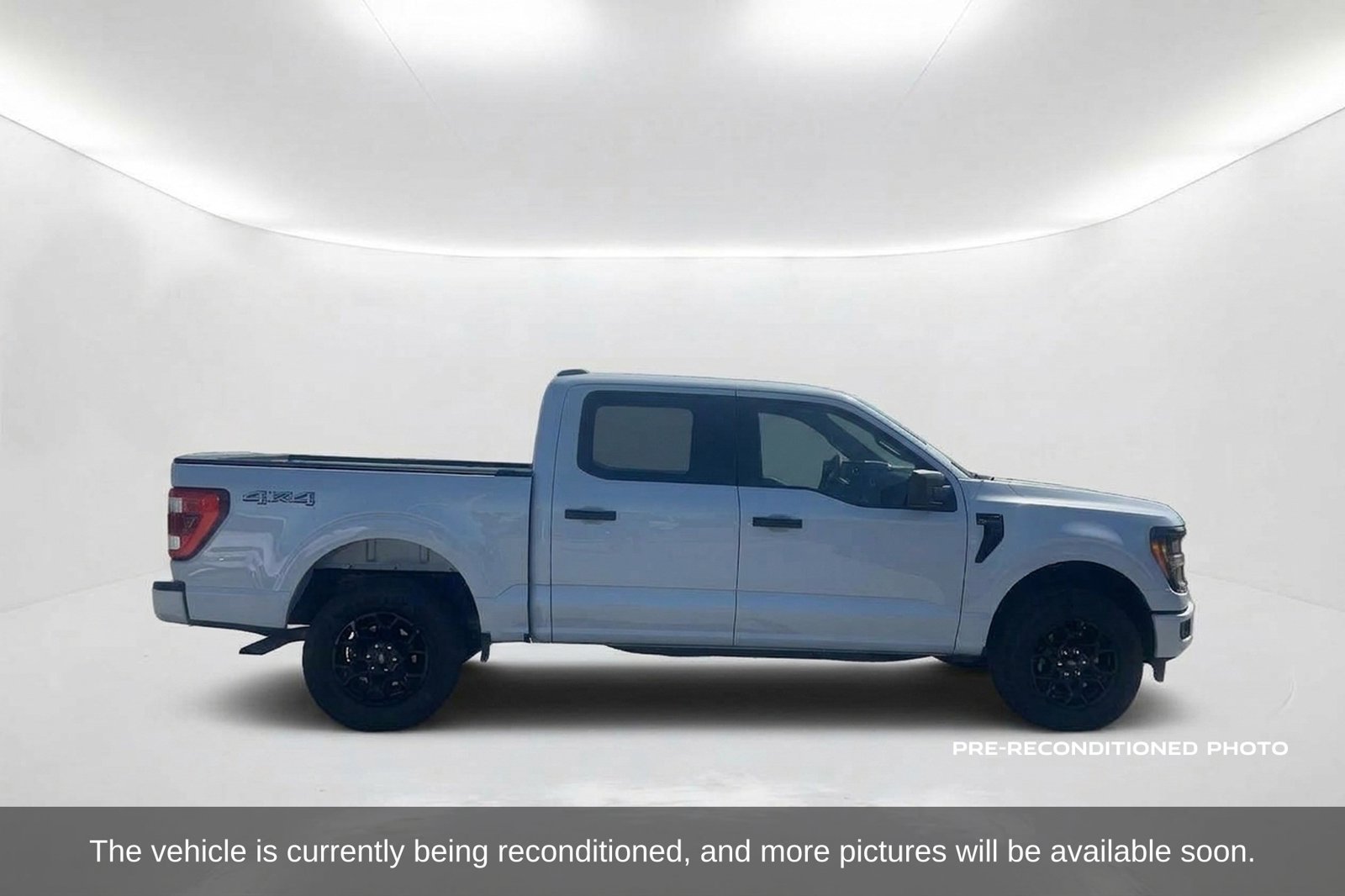 Used 2025 Ford F150 STX AWD/4WD image 4
