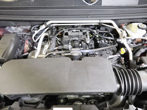 New 2026 Chevrolet Colorado Z71 w/ Technology Package AWD/4WD image 15
