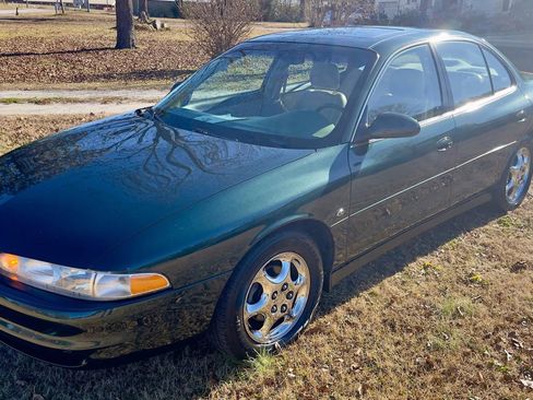 Used 1999 Oldsmobile Intrigue GL image 19