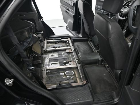 Used 2022 Ford Explorer 4WD Police Interceptor image 26