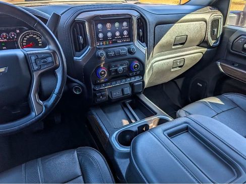 Used 2022 Chevrolet Silverado 2500 High Country AWD/4WD image 21