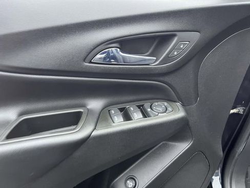 Used 2020 Chevrolet Equinox LT image 15