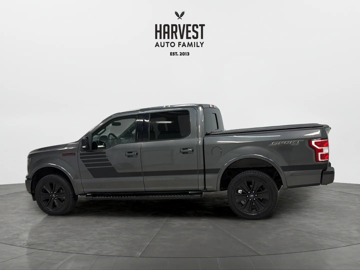 Used 2019 Ford F150 XLT w/ Equipment Group 302A Luxury AWD/4WD image 3