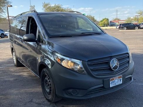 Used 2023 Mercedes-Benz Metris Passenger image 8