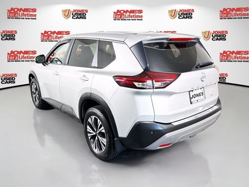 Certified 2023 Nissan Rogue SV AWD/4WD image 2