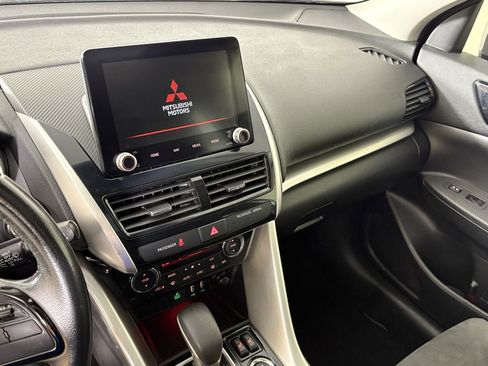 Used 2023 Mitsubishi Eclipse Cross SE image 25