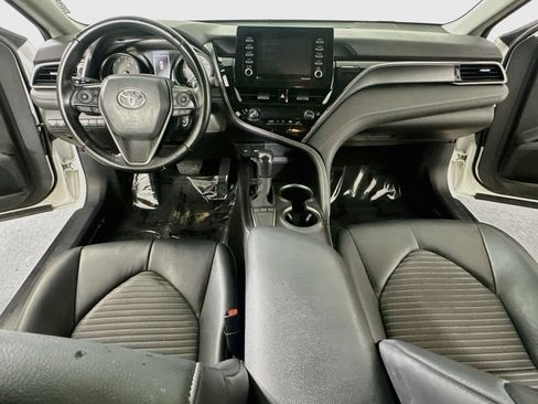Used 2023 Toyota Camry SE FWD image 16