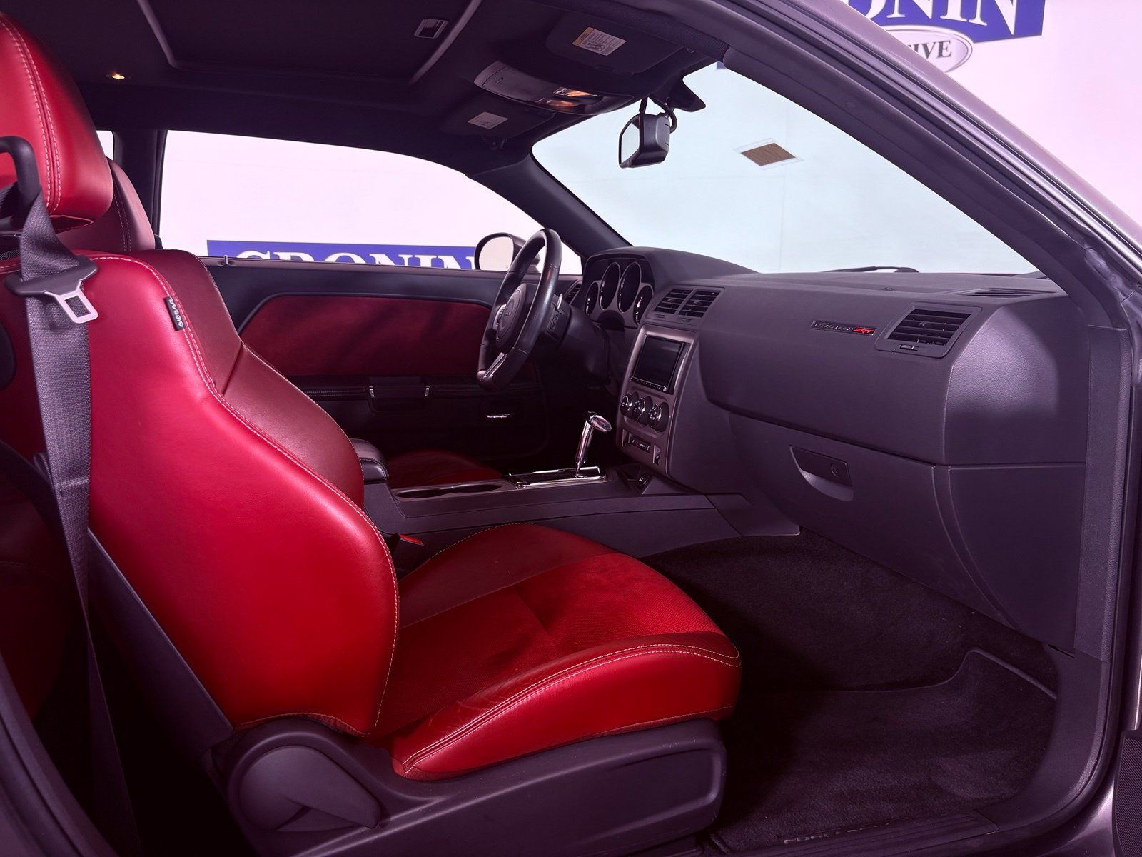 Used 2014 Dodge Challenger SRT8 w/ Harman/Kardon Audio Group RWD image 14