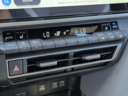 Certified 2025 Toyota Camry SE w/ Multimedia Upgrade Package FWD image 15