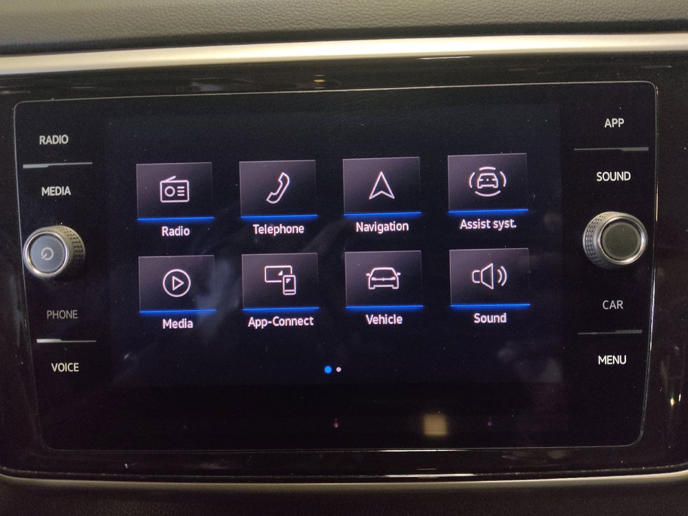 Used 2023 Volkswagen Atlas SE FWD image 25