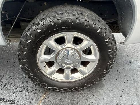 Used 2013 Ford F250 Lariat image 28