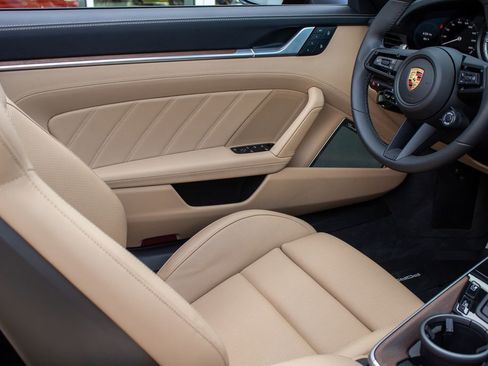 Used 2025 Porsche 911 Turbo S AWD/4WD image 19