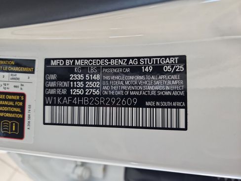 Certified 2025 Mercedes-Benz C 300 4MATIC Sedan image 33