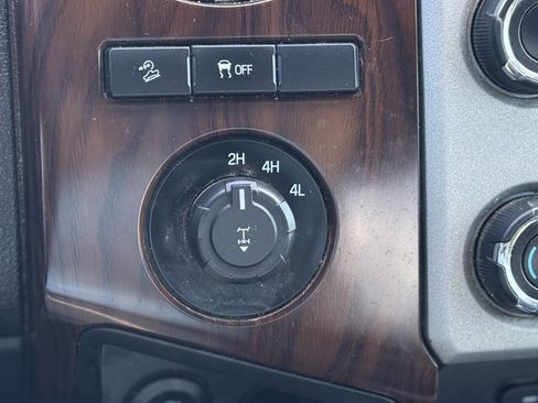 Used 2016 Ford F250 Lariat w/ Lariat Ultimate Package image 42