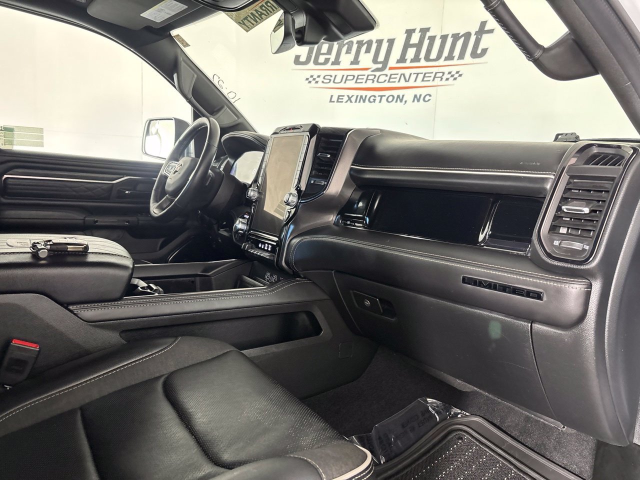 Used 2026 RAM 1500 Limited AWD/4WD image 33