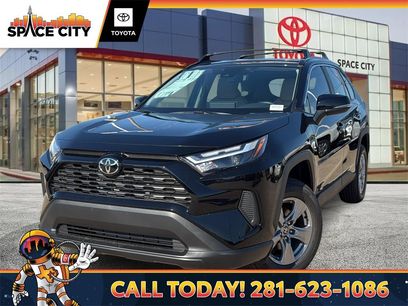 New 2025 Toyota RAV4 XLE