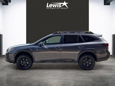 Used 2025 Subaru Outback Wilderness AWD/4WD image 2
