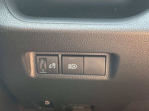 Used 2025 Toyota RAV4 LE AWD/4WD image 26