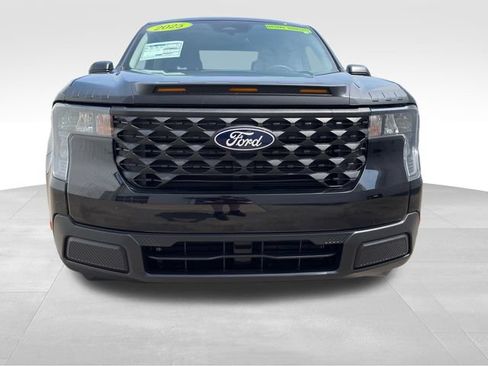 Used 2025 Ford Maverick XL w/ Equipment Group 101A AWD/4WD image 8