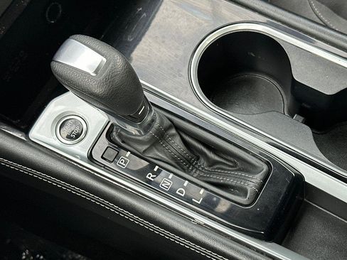 Used 2023 Nissan Altima 2.5 SV image 19