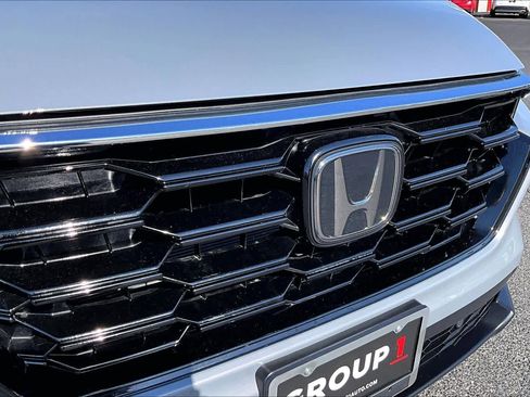Used 2025 Honda CR-V EX-L image 30