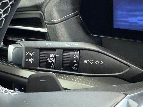 New 2026 Chevrolet Traverse LT w/ Driver Confidence Package AWD/4WD image 23