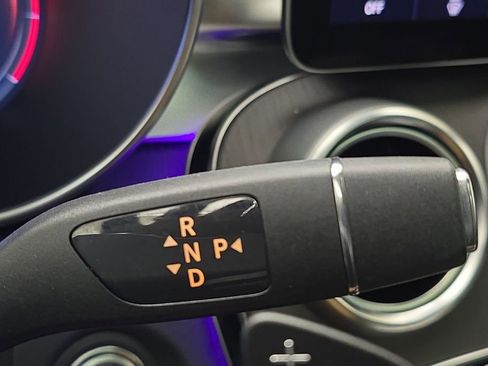 Used 2022 Mercedes-Benz GLC 300 4MATIC image 21