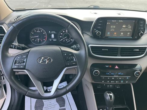Used 2021 Hyundai Tucson Limited AWD/4WD image 25