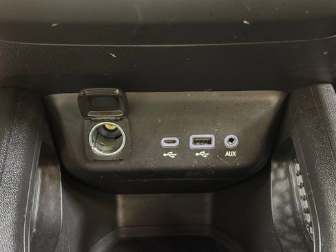 Used 2022 Chevrolet TrailBlazer RS w/ Convenience Package FWD image 45