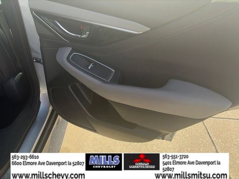 Used 2025 Subaru Outback Limited AWD/4WD image 24