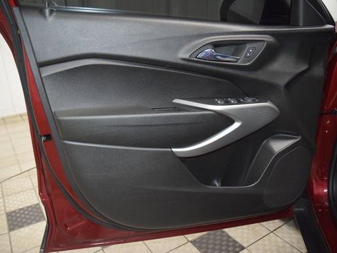 Certified 2024 Chevrolet Trax LS w/ Driver Confidence Package image 38