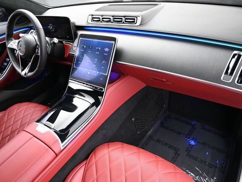 Used 2022 Mercedes-Benz S 500 4MATIC image 28