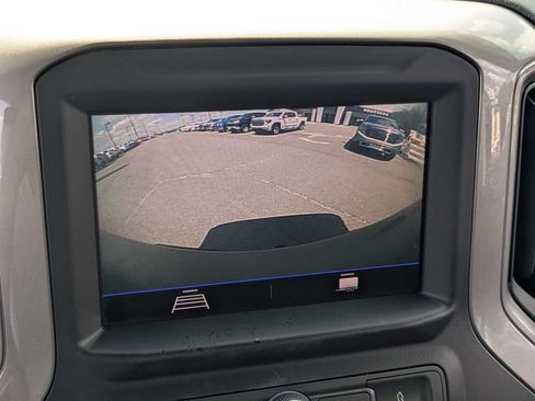 Used 2020 Chevrolet Silverado 1500 Custom w/ Custom Value Package AWD/4WD image 19