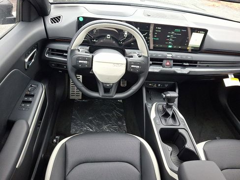 New 2025 Kia K4 GT-Line Turbo image 7