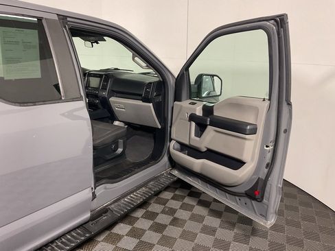 Used 2018 Ford F150 XL w/ Equipment Group 101A Mid image 25