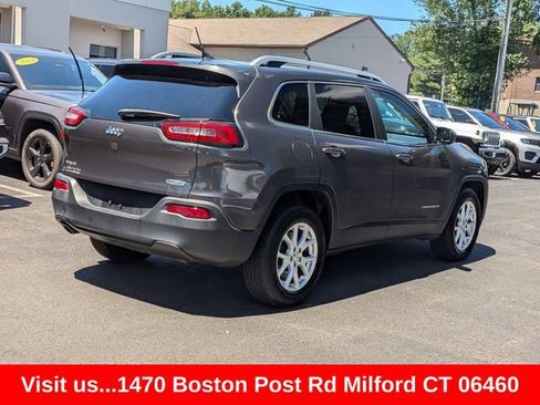 Used 2014 Jeep Cherokee Latitude w/ Comfort/Convenience Group AWD/4WD image 3