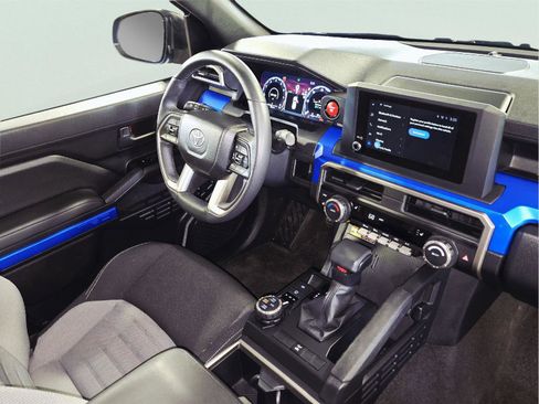 Used 2026 Toyota 4Runner TRD Off-Road AWD/4WD image 40