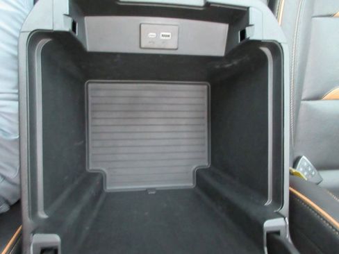 Certified 2023 GMC Yukon XL AT4 w/ AT4 Premium Plus Package image 33