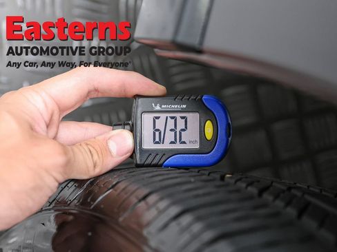 Used 2023 Subaru Outback Premium AWD/4WD image 26