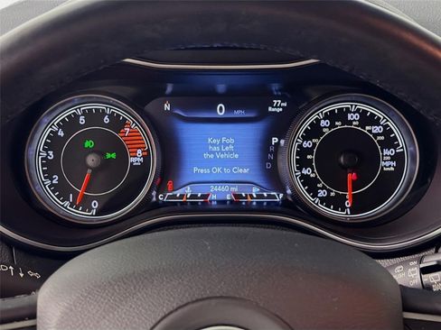 Used 2021 Jeep Cherokee Latitude Lux w/ Sun & Sound Group FWD image 14