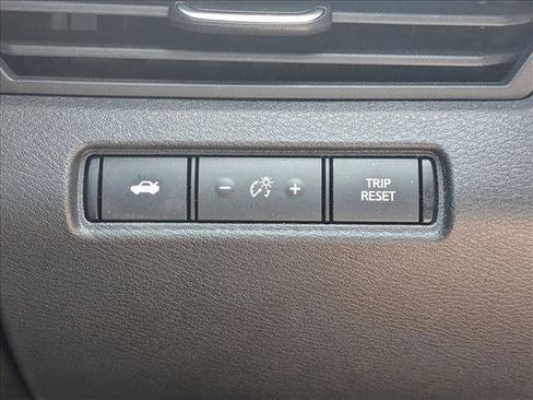 Used 2020 Nissan Altima 2.5 SR FWD image 14