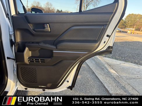 Used 2025 Toyota 4Runner SR5 image 39