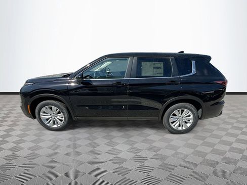 New 2026 Mitsubishi Outlander ES image 4