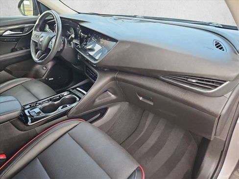 Used 2022 Buick Envision Essence w/ Technology Package I FWD image 21