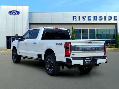Used 2024 Ford F250 Platinum AWD/4WD image 5