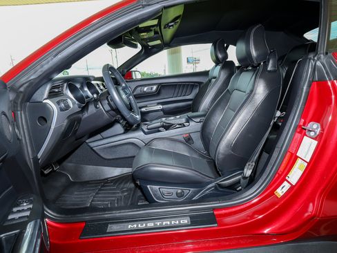 Used 2021 Ford Mustang GT Premium RWD image 16