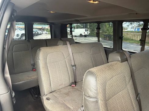 Used 2014 GMC Savana 3500 LT w/ LT Preferred Equipment Group RWD image 10